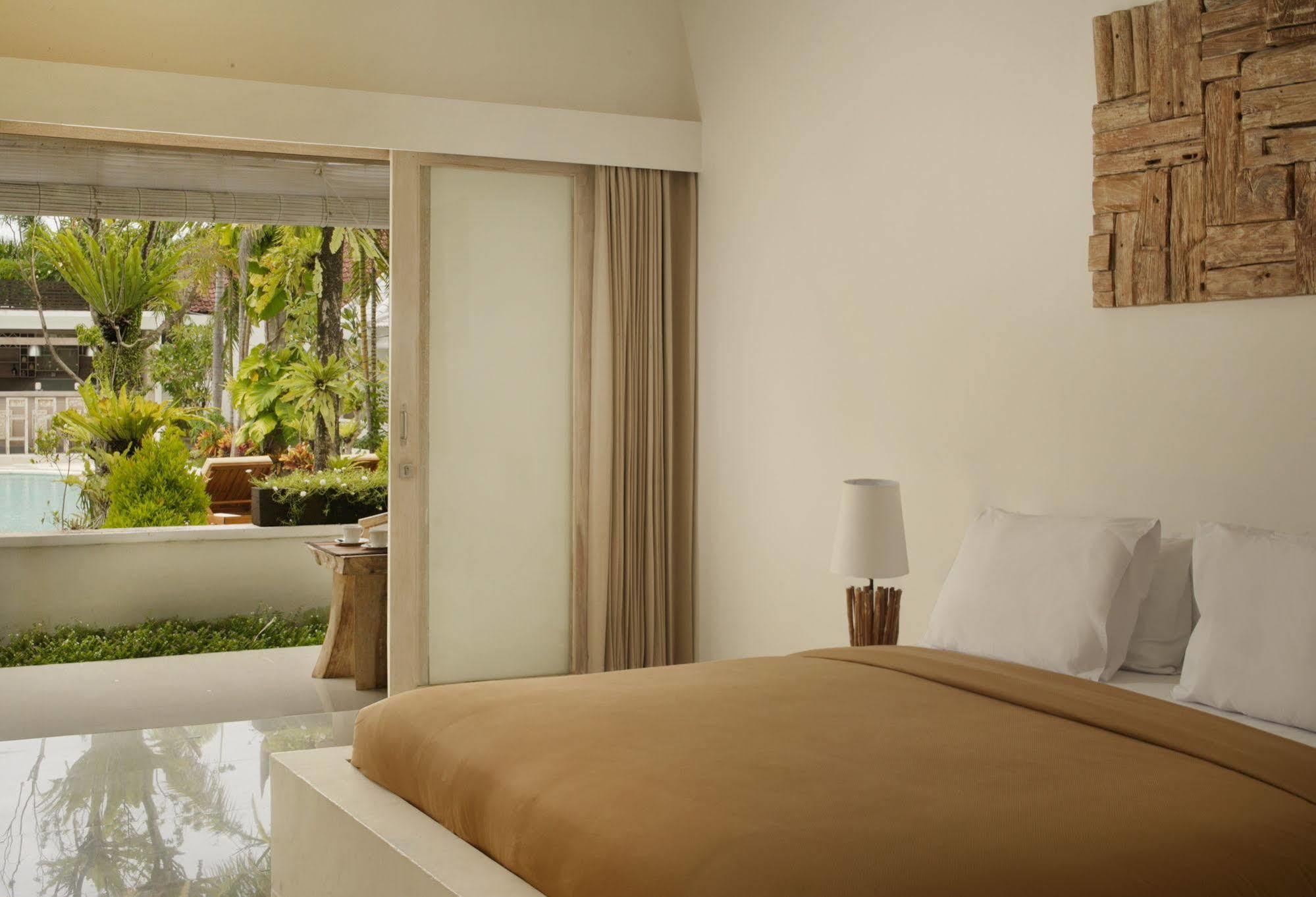 Kutaville Seminyak  Exterior photo