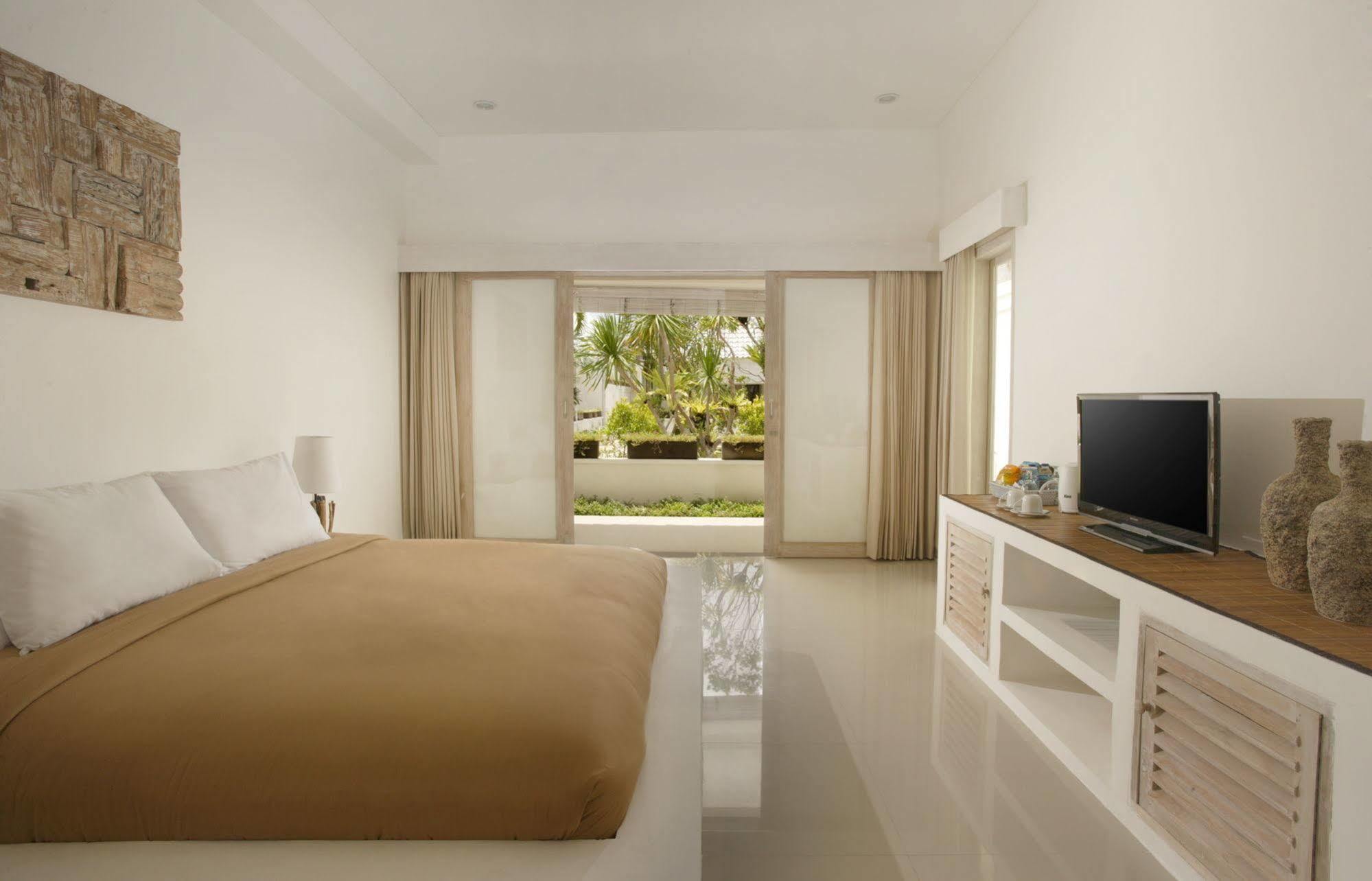 Kutaville Seminyak  Exterior photo